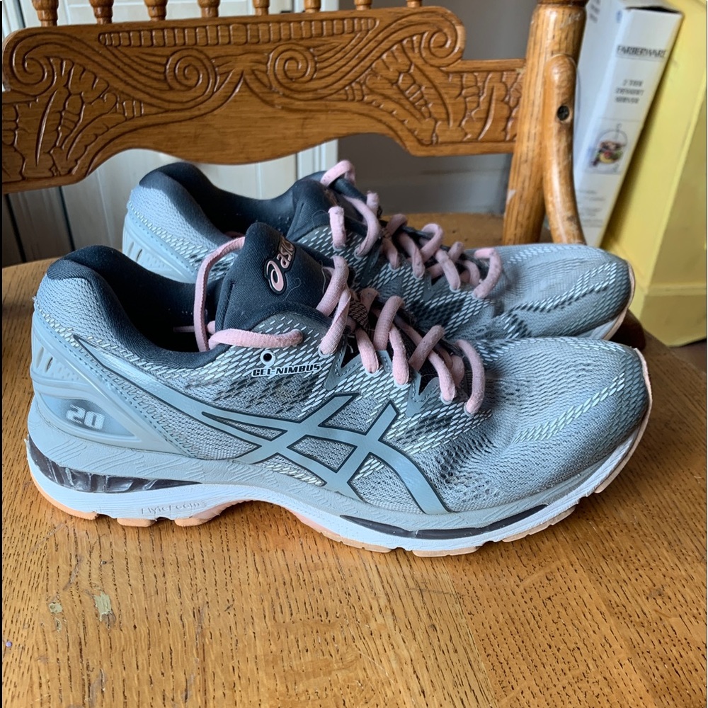 🍄 5/$25 Asics Running Shoes size 9.5